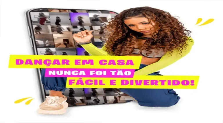 Mulher praticando dança em casa com o curso Aline Maia Dance