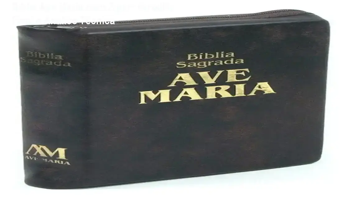 Bíblia Sagrada Ave Maria de tamanho médio na cor marrom com fechamento em zíper