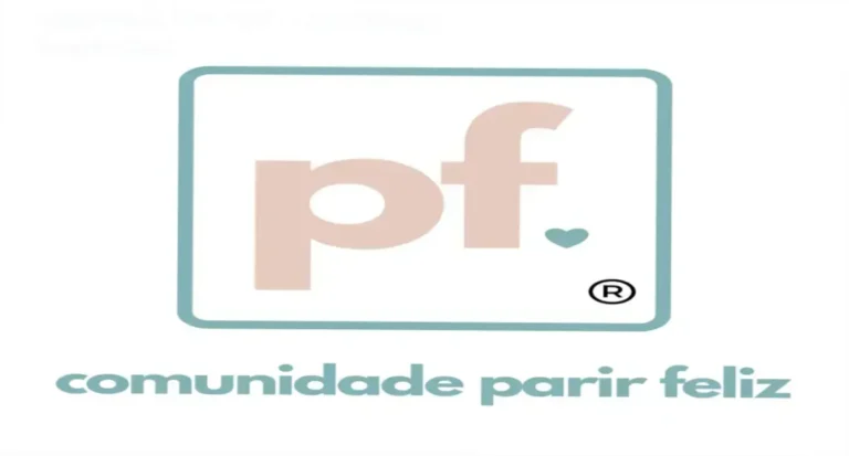 Gestante estudando a Comunidade Parir Feliz para preparação de parto humanizado