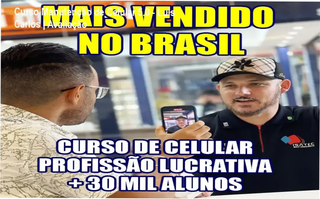 Técnico realizando reparo avançado em placa de smartphone utilizando ferramentas de micro soldagem profissional