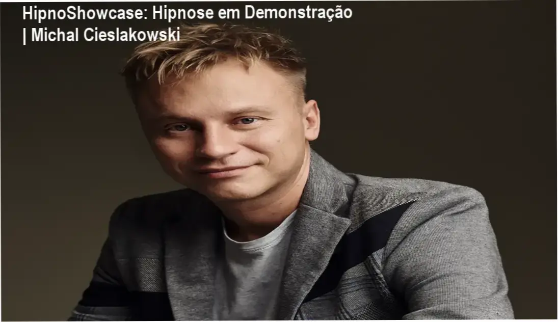 Capa do ebook HipnoShowcase com título e autor Michał Cieślakowski, abordando hipnose portátil e demonstração pública