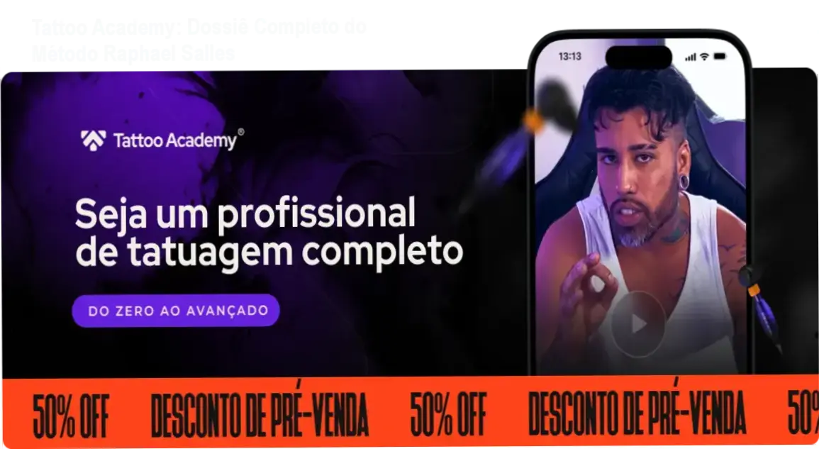 Equipamentos de tatuagem profissional e materiais de arte sobre mesa de trabalho