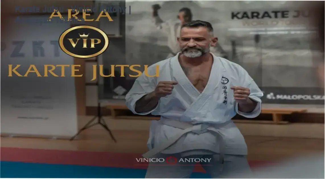 Mestre Vinicio Antony demonstrando a biomecânica do Karate Jutsu